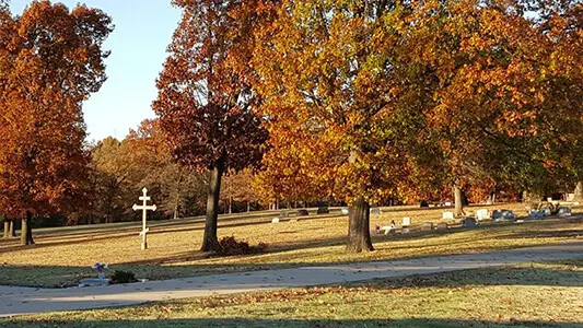 Rolling Oaks Memorial Gardens during autumn